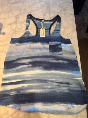 NWT - Silky Blue Ombre Racerback Tank Top w Zipper Edge Detail - Sz S